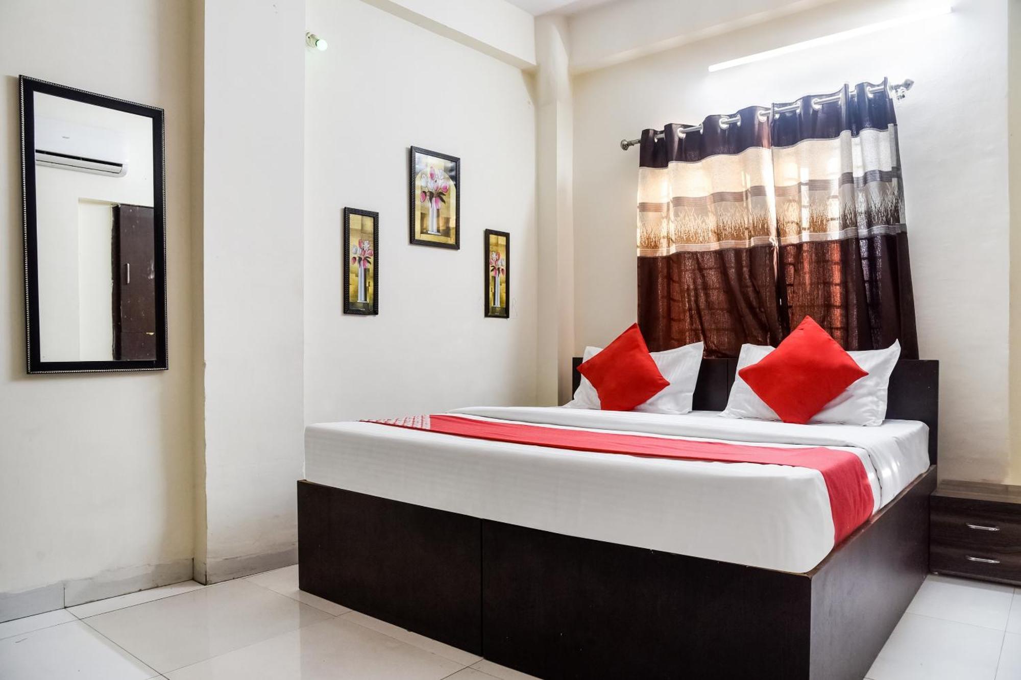 Hotel O Radhika Palace Бхопал Экстерьер фото
