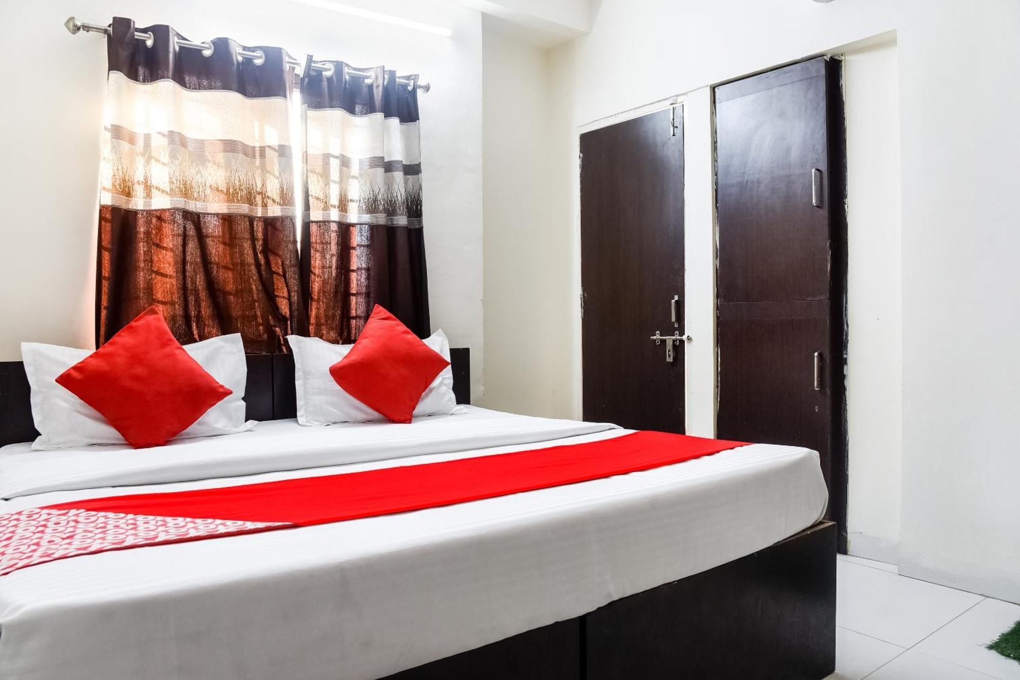 Hotel O Radhika Palace Бхопал Экстерьер фото